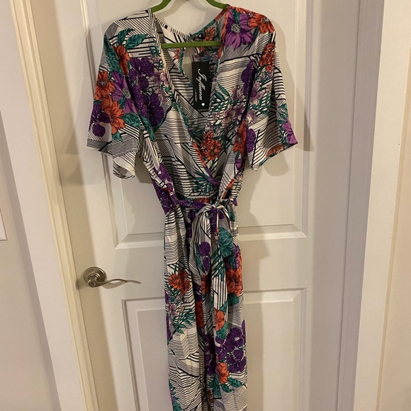 ASOS Influence Plus Culottes Jumpsuit - Picture 8 of 8